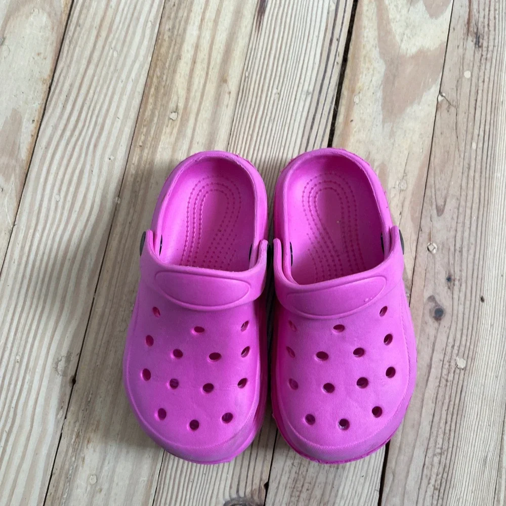 Kids Pink EVA Foam‎ Clogs Slip On Water Shoes Size 26 EU Toddler Summer Sandals